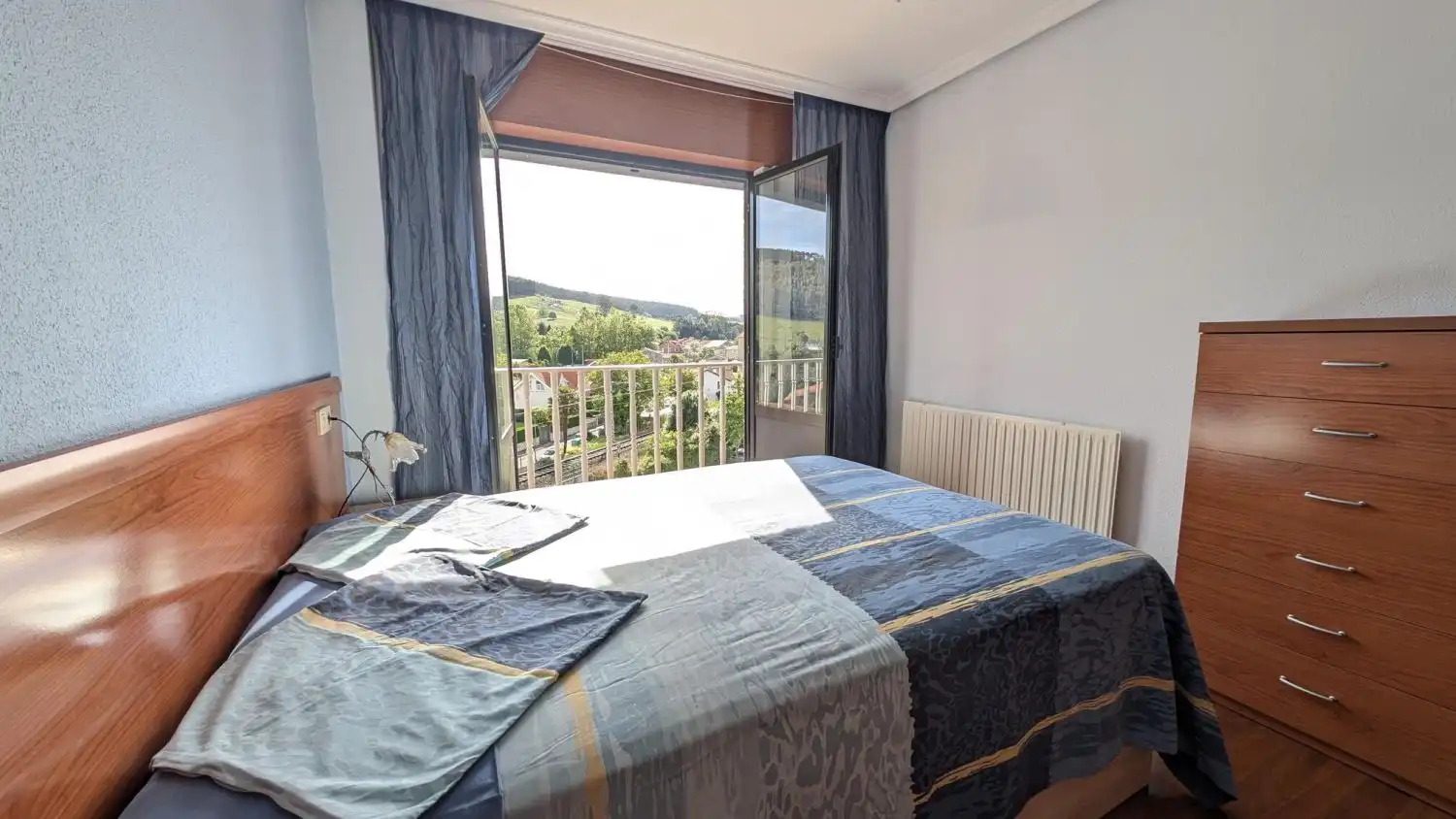 Habitación de Piso de alquiler en Piélagos con Calefacción, Terraza y Amueblado