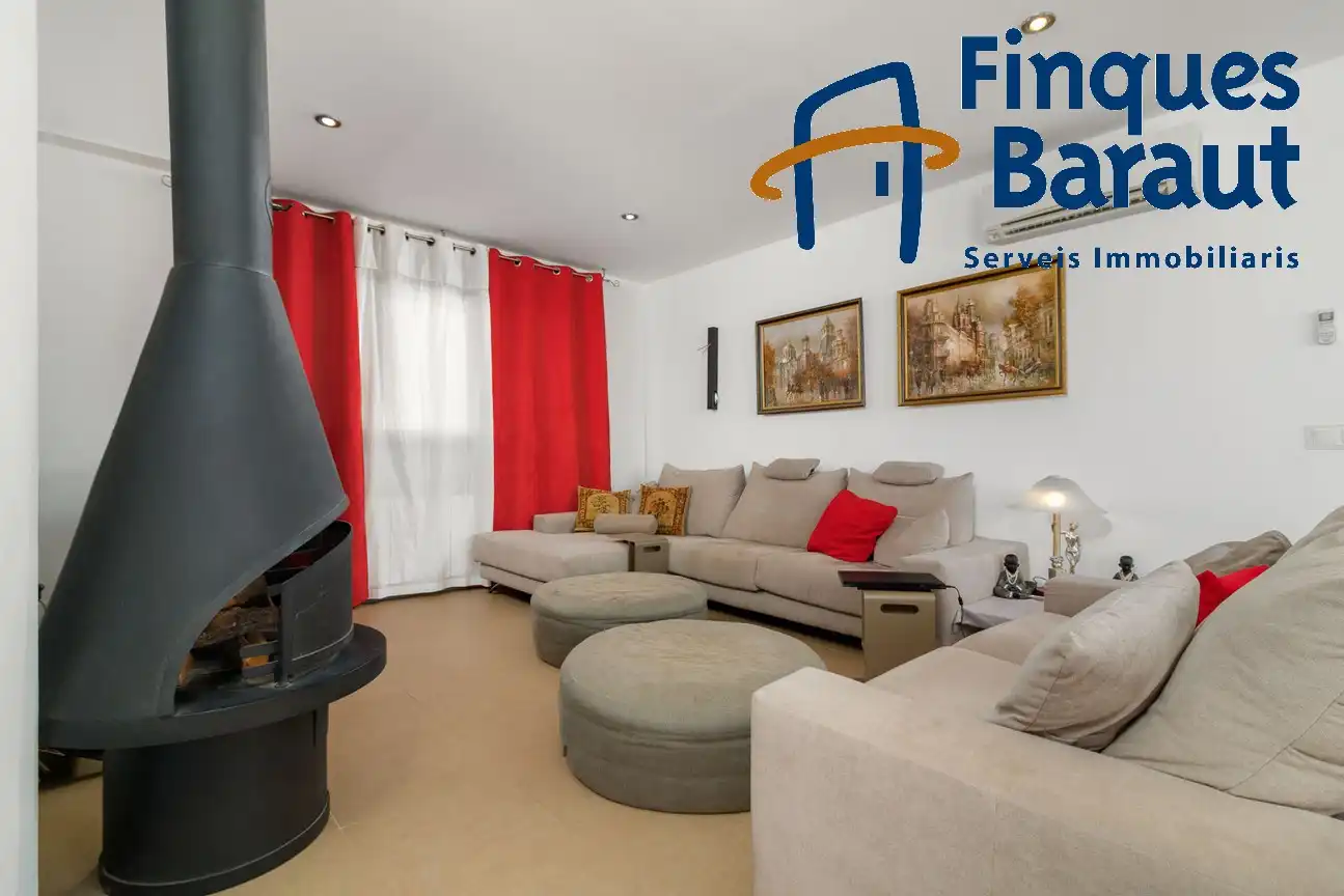 Living room of Houses for sale in Pau  with Air Conditioner, Heating and Private garden