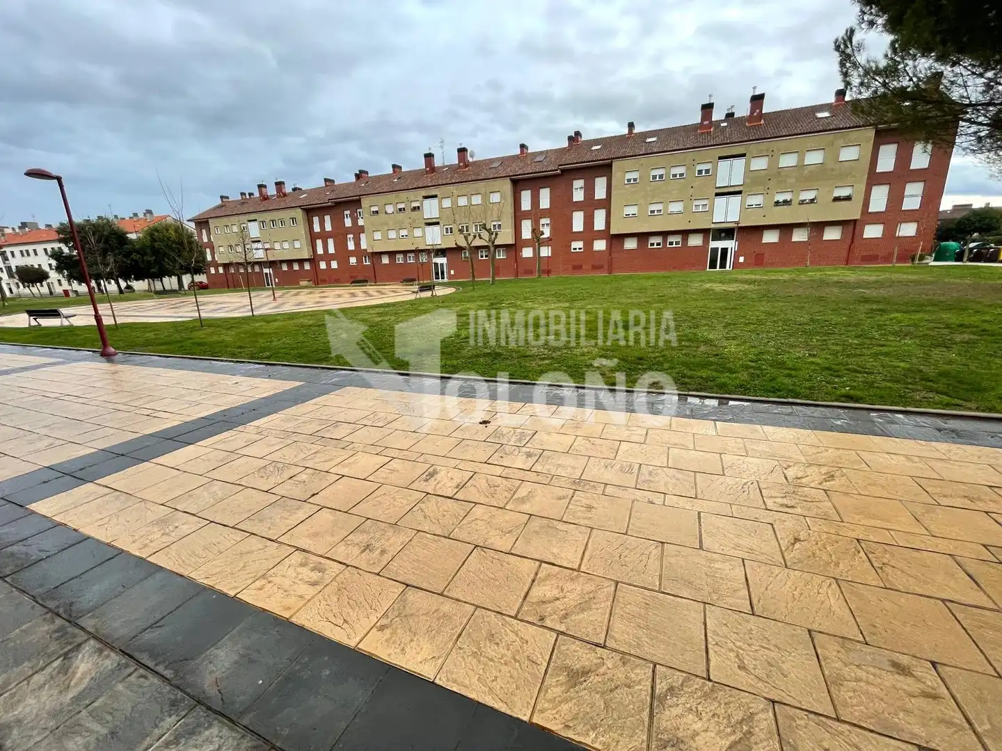 Vista exterior de Dúplex en venda en Haro amb Aire condicionat, Calefacció i Parquet