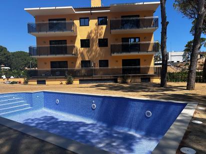 Swimming pool of Apartment for sale in Pals  with Heating, Terrace and Community pool