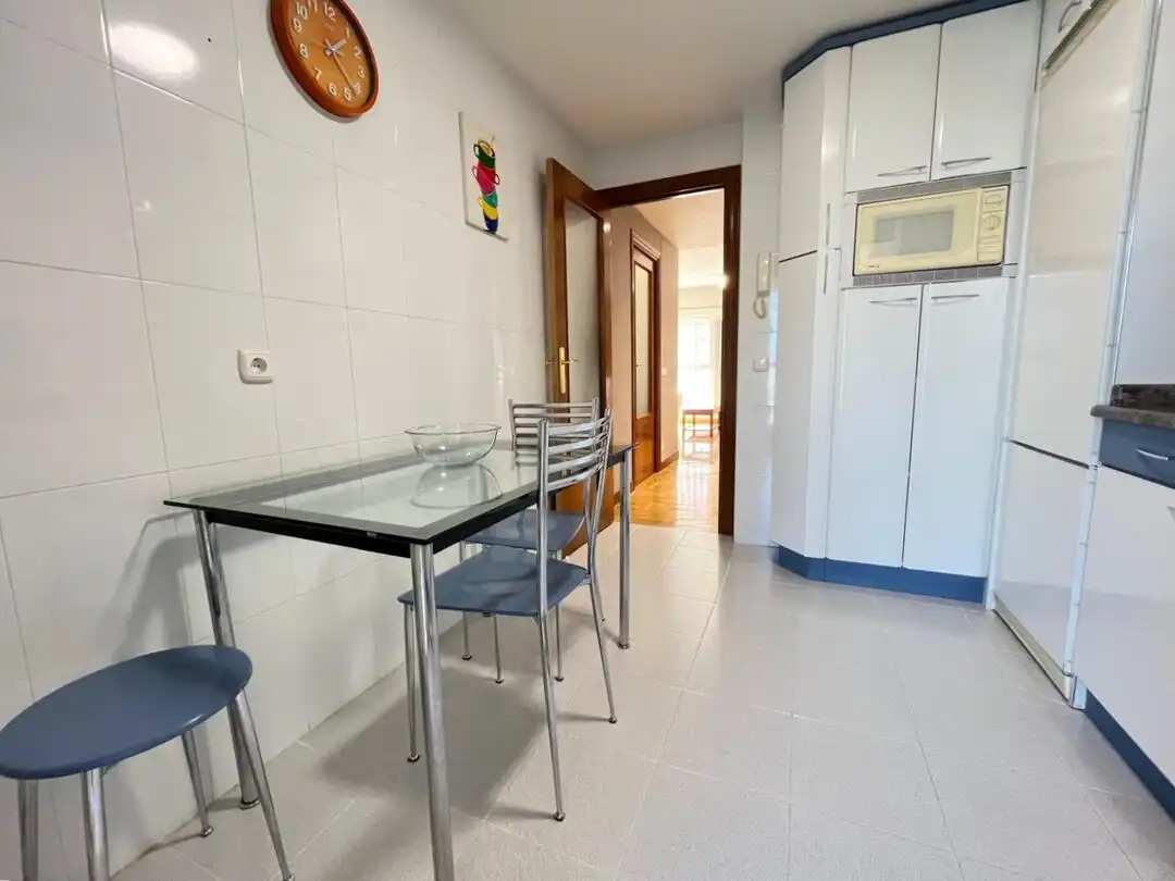Cocina de Piso en venta en Barañáin / Barañain con Calefacción, Trastero y Amueblado