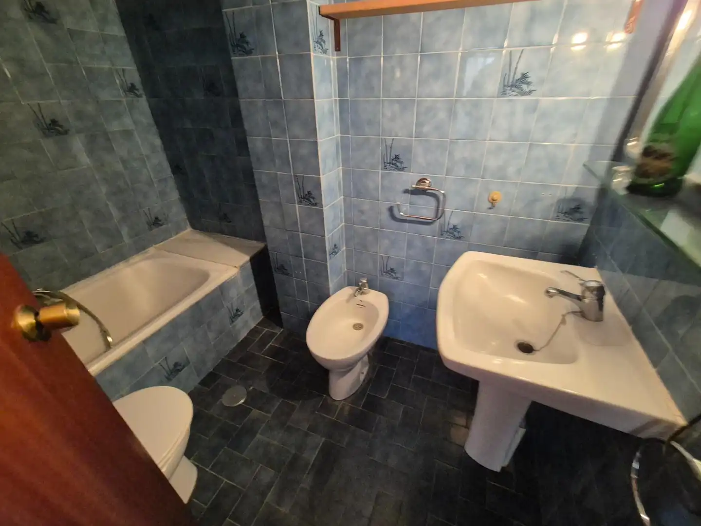 Bany de Àtic en venda en Petrer amb Terrassa i Moblat