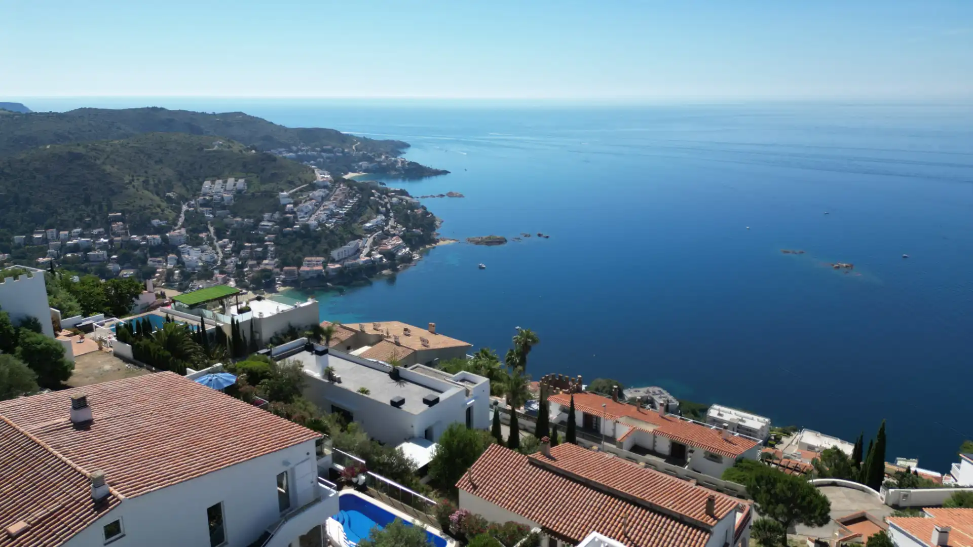 Vista exterior de Casa o xalet en venda en Roses amb Aire condicionat, Calefacció i Jardí privat