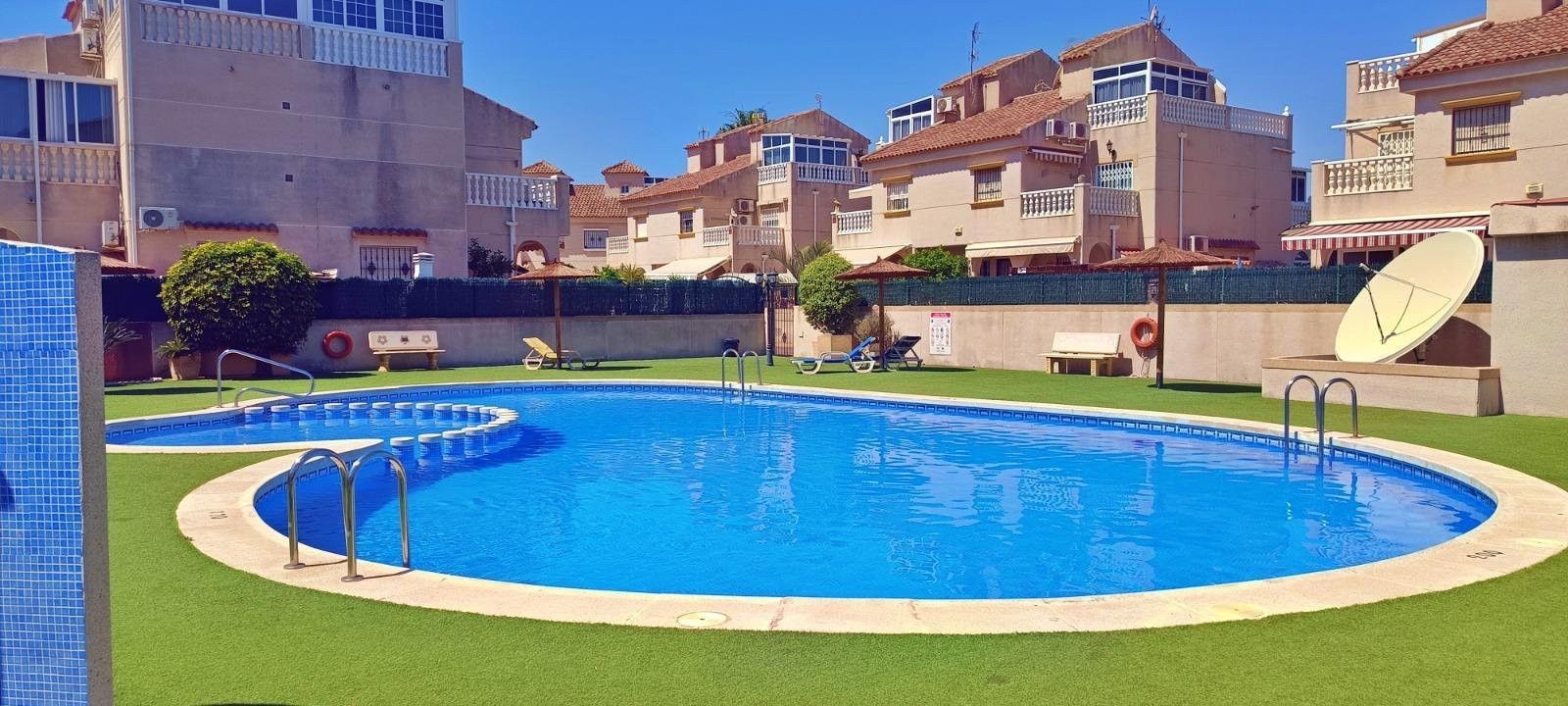 Swimming pool of Duplex for sale in Torrevieja  with Terrace, Swimming Pool and Furnished