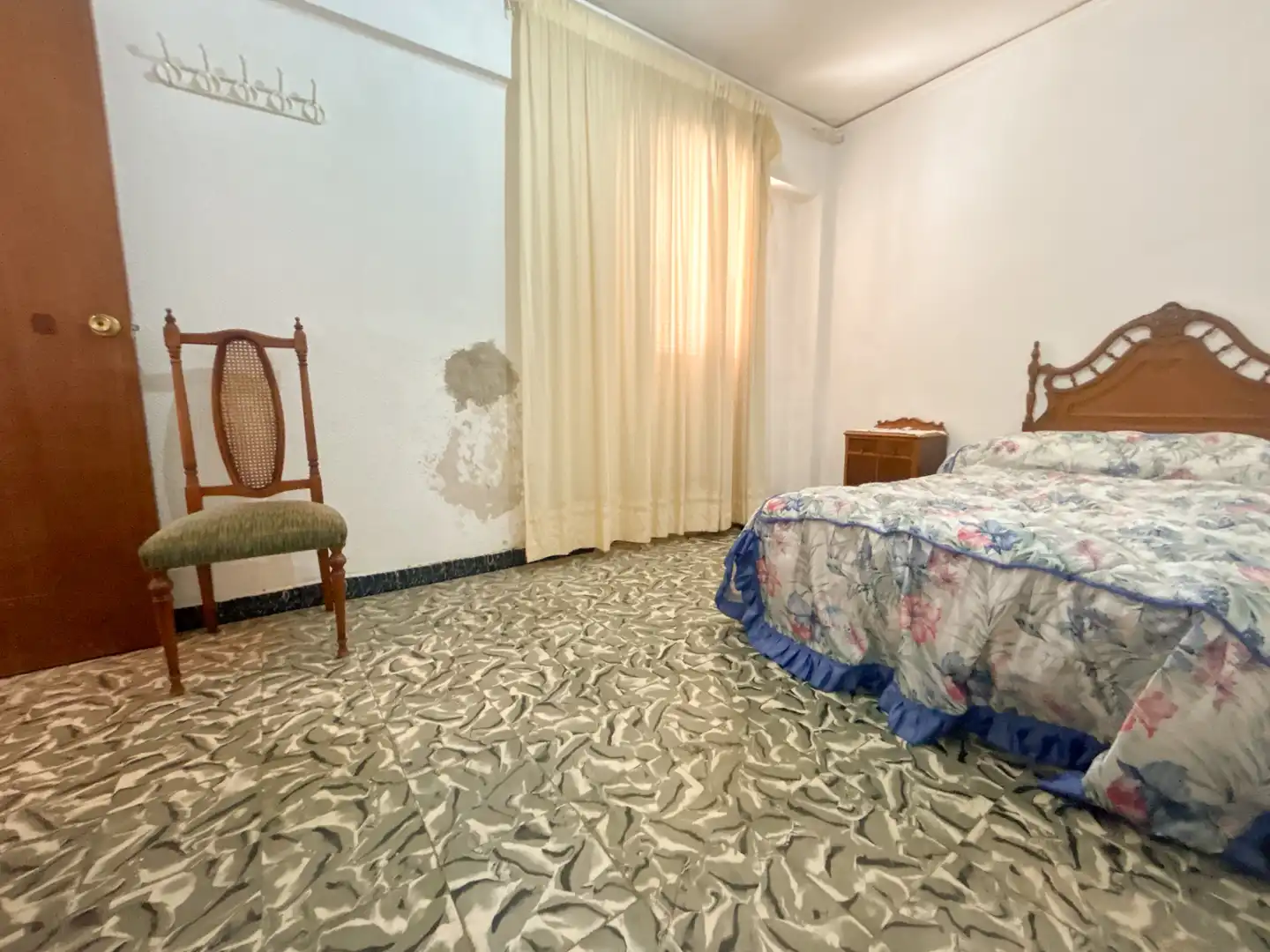 Habitación de Piso en venta en Castellón de la Plana / Castelló de la Plana con Balcón