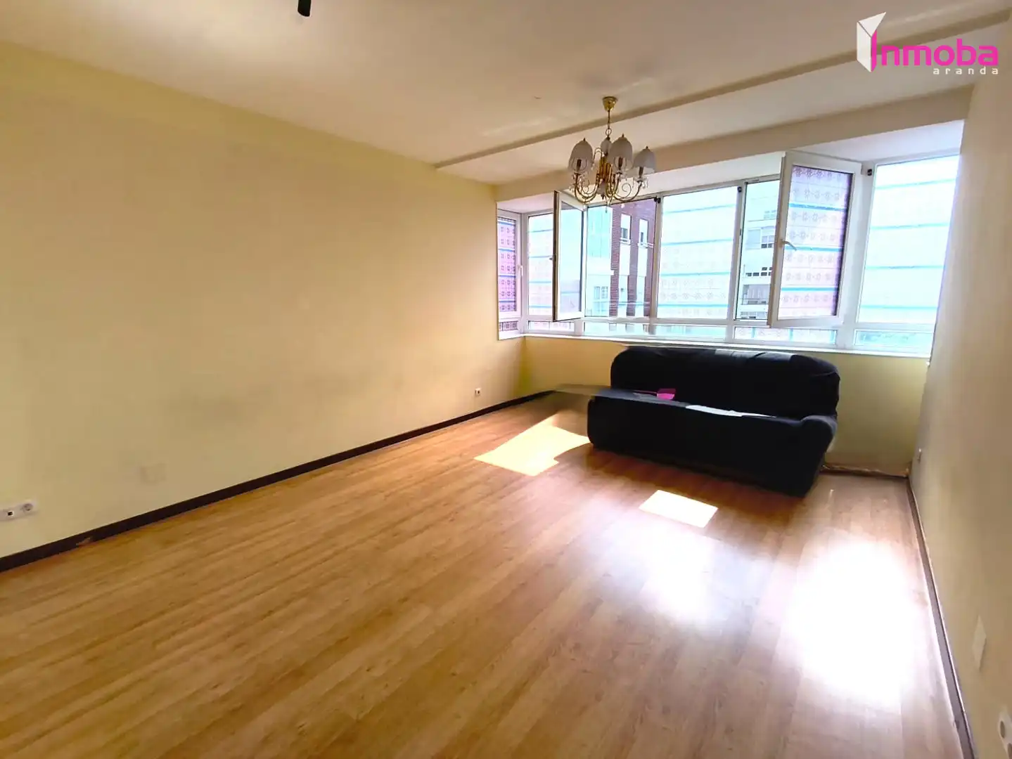 Living room of Flat for sale in Aranda de Duero  with Heating and Oven