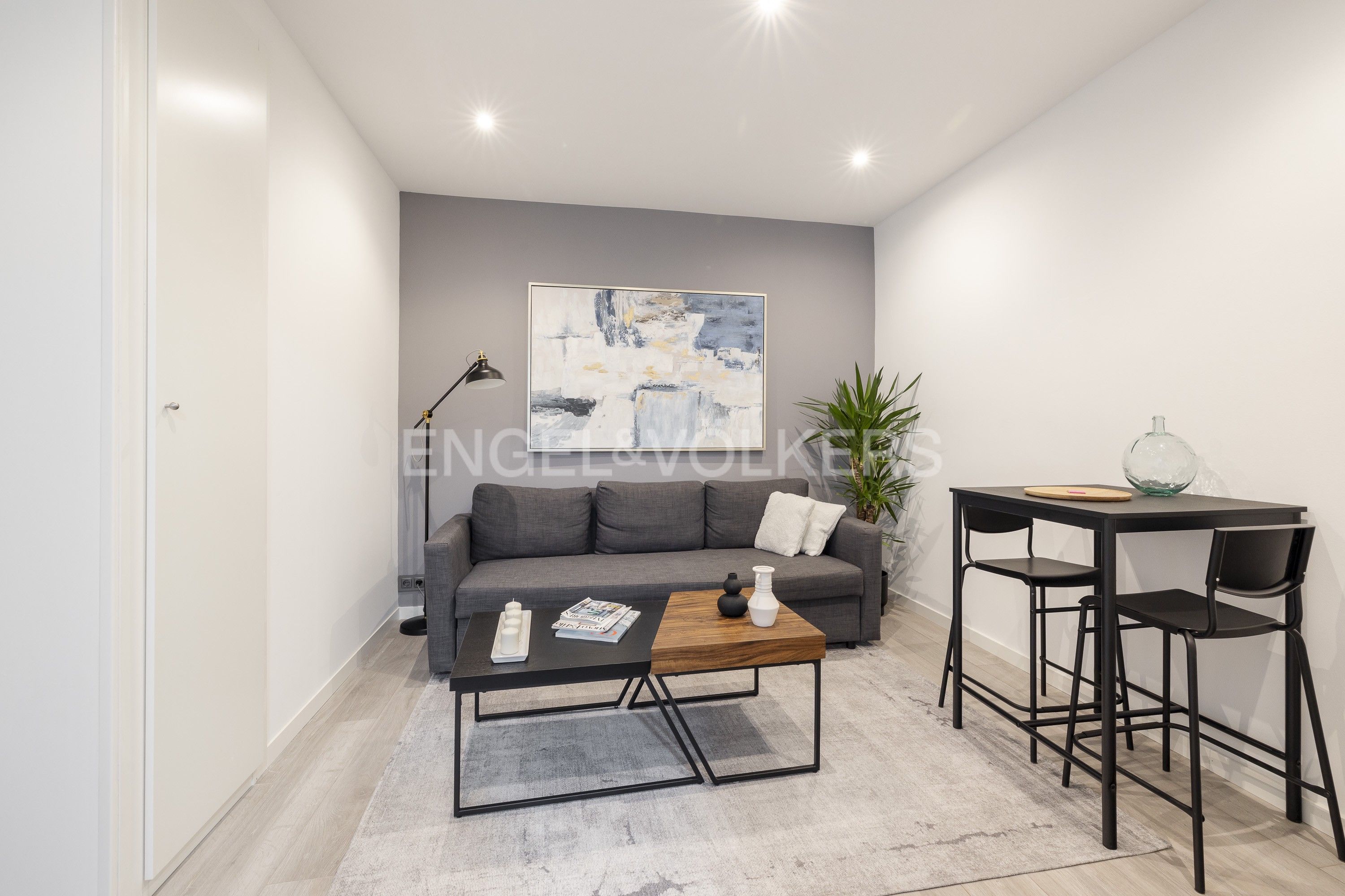 Living room of Apartment for sale in  Madrid Capital  with Air Conditioner, Heating and Terrace