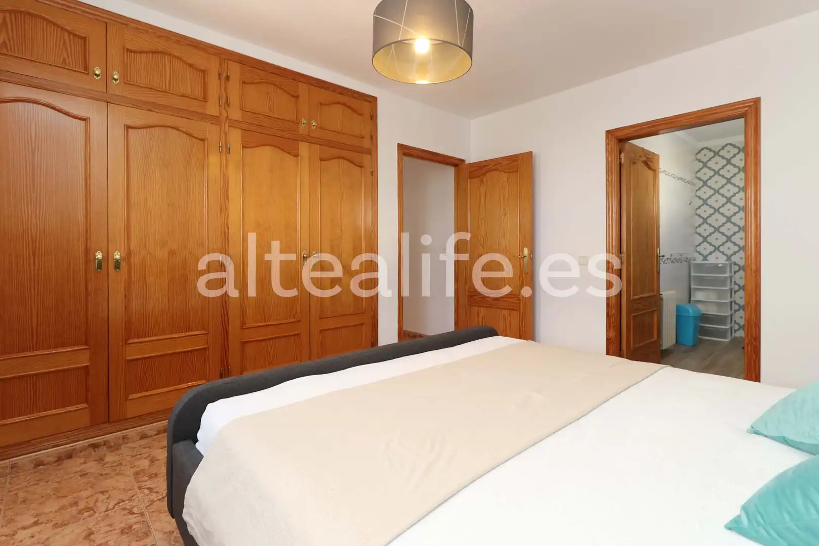 Casa o xalet de lloguer a Calle Londres, El Tossal - Bello Horizonte