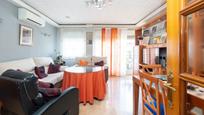 Living room of Flat for sale in  Granada Capital  with Terrace and Balcony