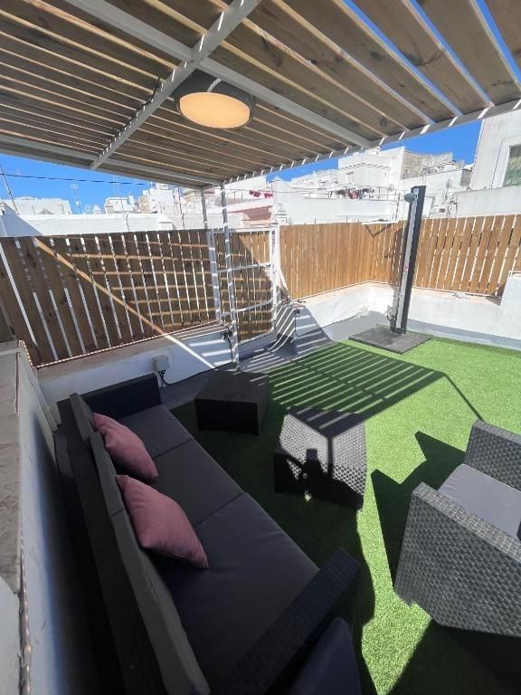 Terrace of Flat to rent in  Cádiz Capital  with Air Conditioner and Balcony
