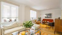 Flat for sale in Jerónimos, imagen 1