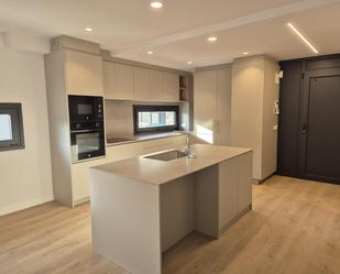 Kitchen of Single-family semi-detached to rent in Vic  with Air Conditioner and Terrace