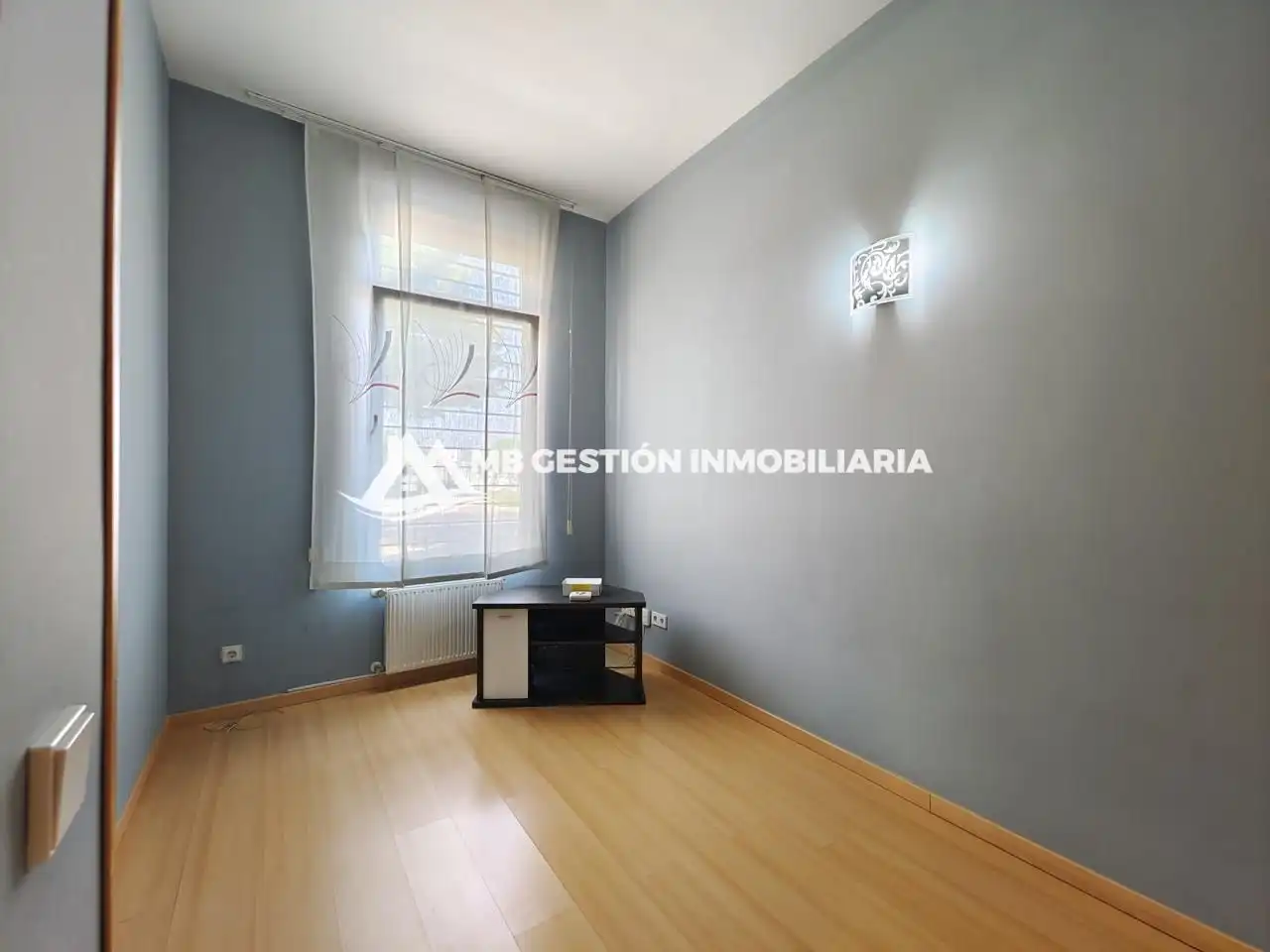 Habitación de Planta baja en venta en Fuenlabrada con Calefacción, Trastero y Piscina