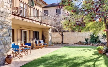 Terrace of House or chalet for sale in Vilanova i la Geltrú  with Terrace, Swimming Pool and Balcony