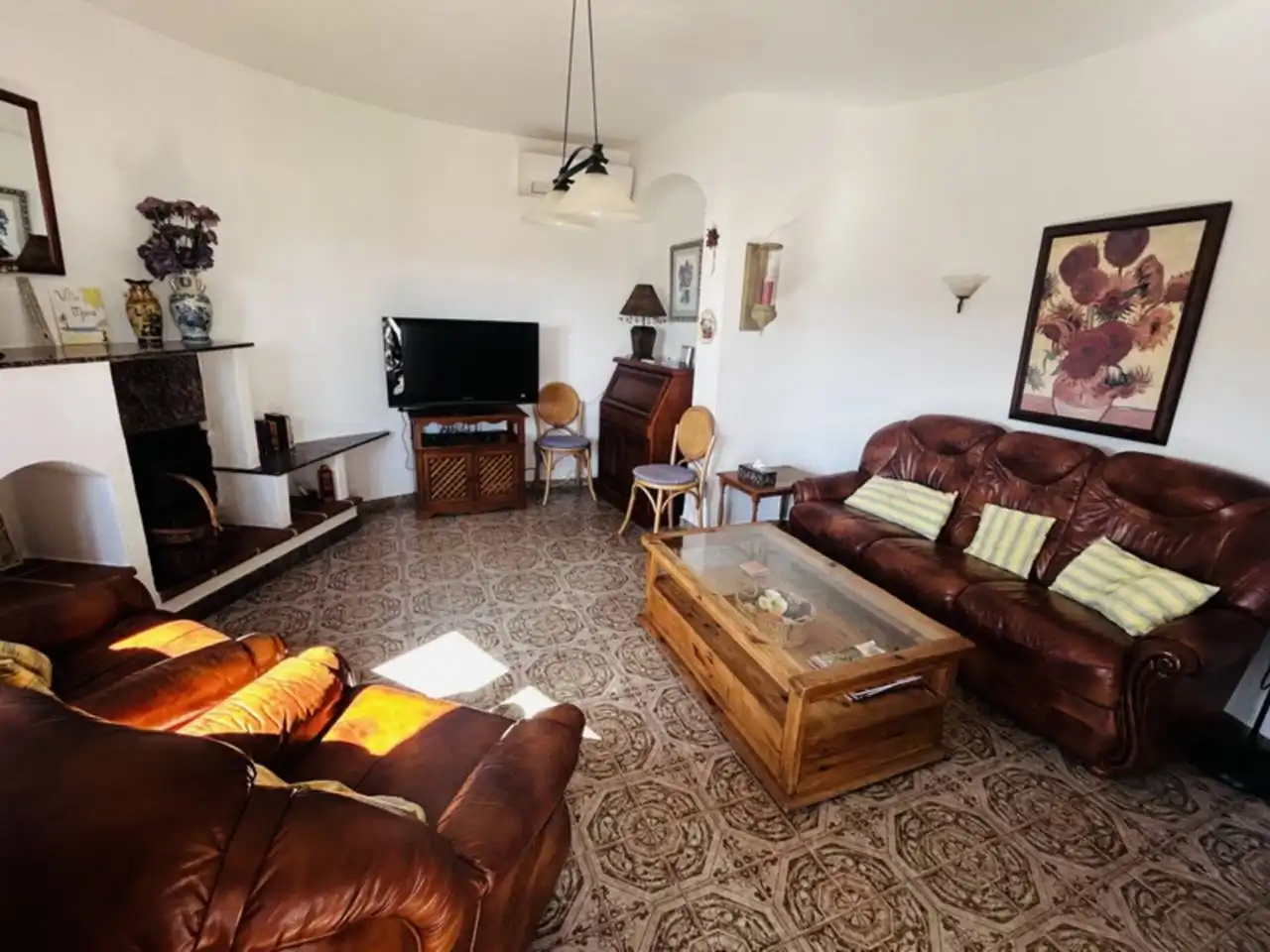 Sala d'estar de Casa o xalet en venda en Almuñécar amb Jardí privat i Terrassa
