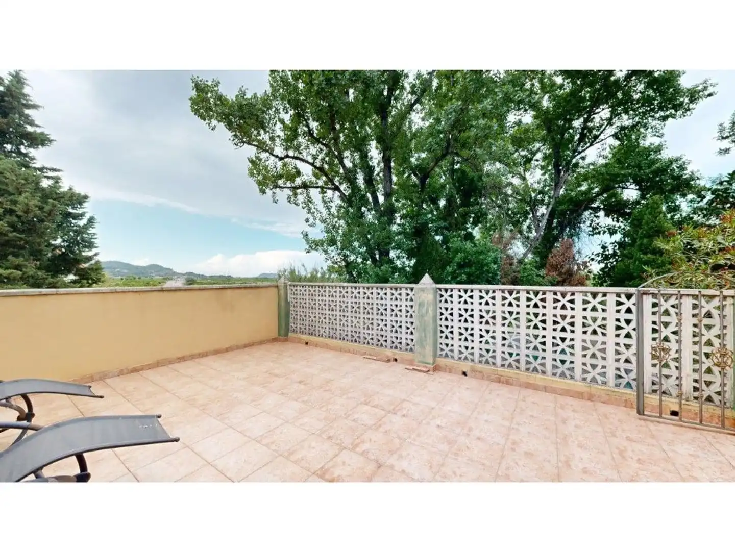 Terrassa de Casa o xalet en venda en Tavernes de la Valldigna amb Terrassa i Piscina