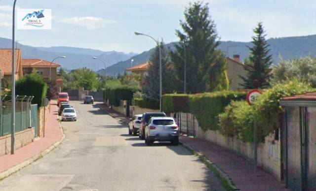 Casa adosada en Venta en  VALLE DE LA OROTAVA en Guadarrama