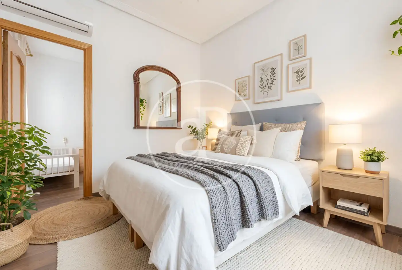 Schlafzimmer von Wohnung zum Verkauf in Madrid mit Klimaanlage und Heizung