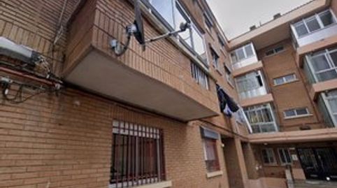 Foto 2 de Piso en venta en Calle Navalmoral de la Mata, Tejares - Chamberí - Alcades, Salamanca Capital
