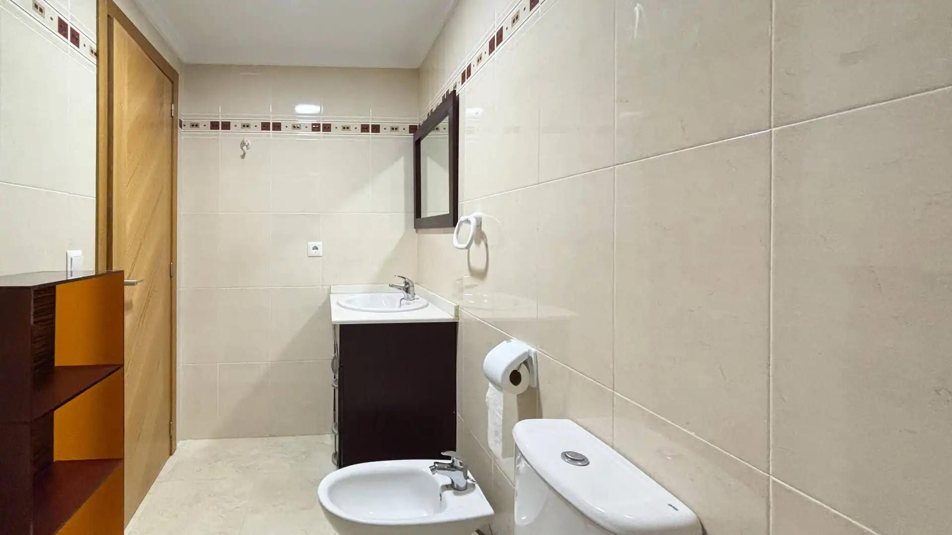 Bany de Pis en venda en Sagunto / Sagunt amb Calefacció, Terrassa i Balcó