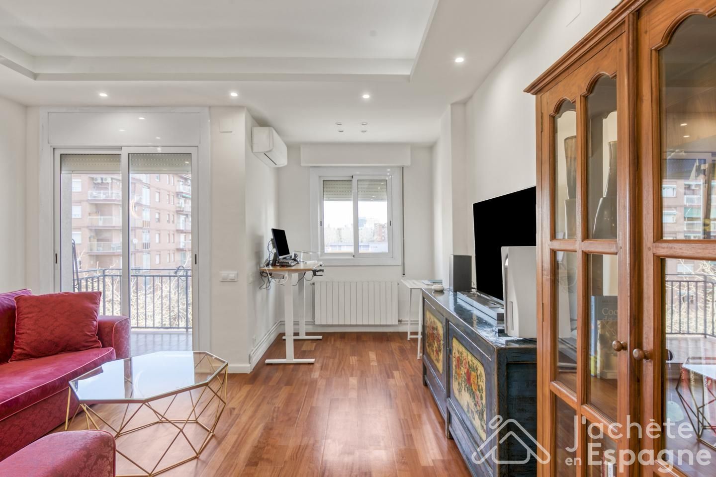 Sala de estar de Apartamento en venta en  Barcelona Capital con Aire acondicionado, Parquet y Balcón
