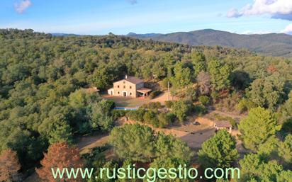 Vista exterior de Finca rústica en venda en Massanes amb Terrassa i Piscina