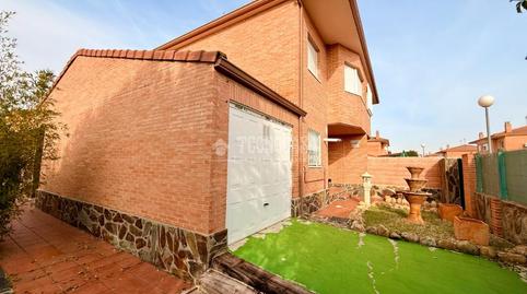 Foto 3 de Casa adosada en venda a Galápagos, Guadalajara