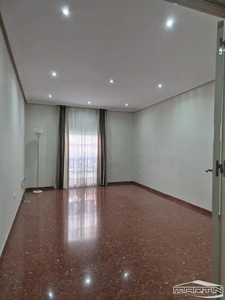 Sala de estar de Planta baja en venta en Lucena con Aire acondicionado, Terraza y Trastero