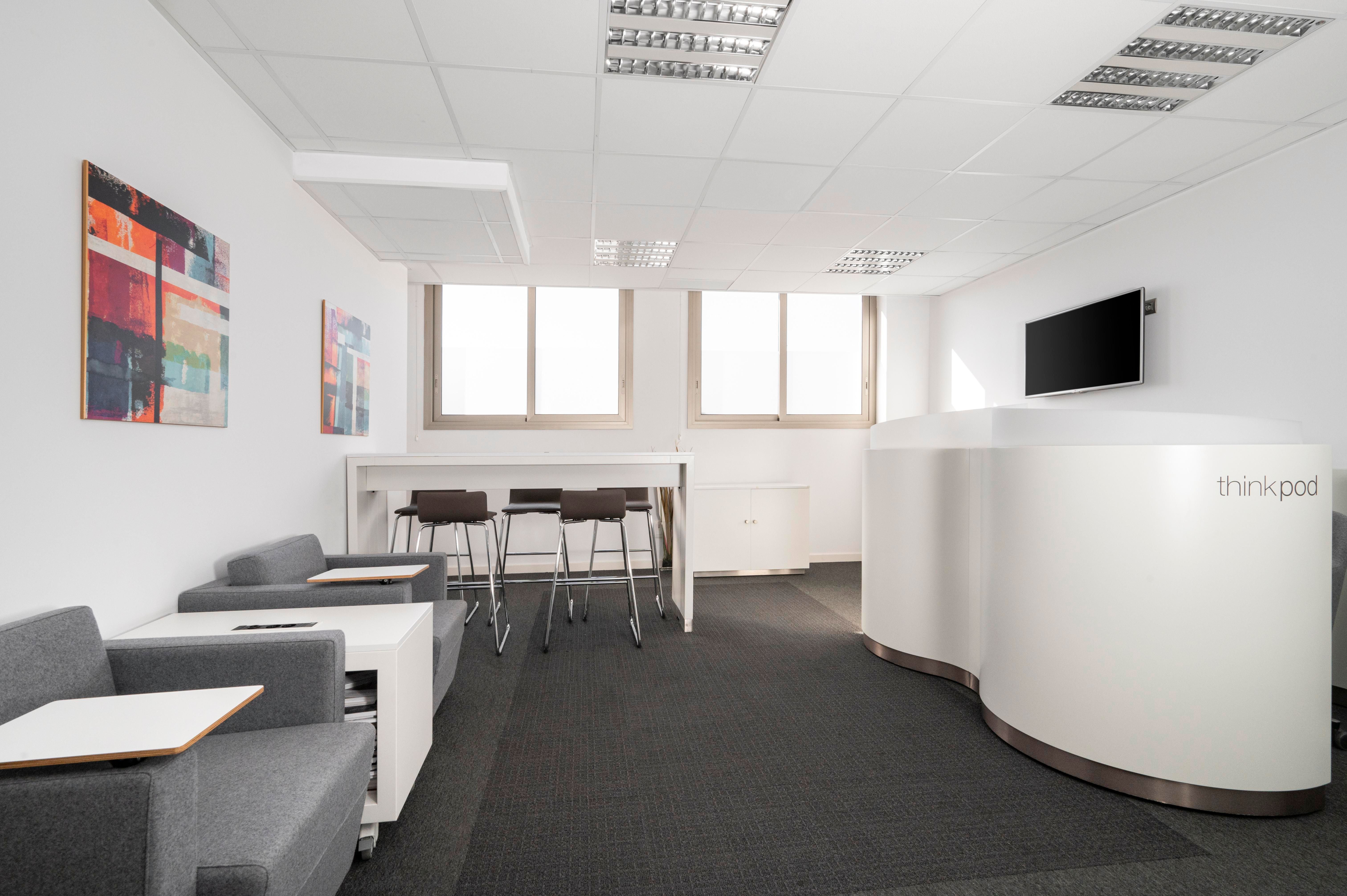 Office to rent in  Palma de Mallorca  with Air Conditioner, Heating and Furnished