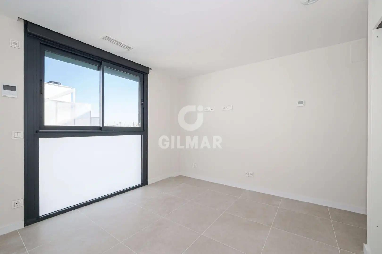 Bedroom of Attic for sale in Sevilla  with Heating, Storage room and Swimming Pool