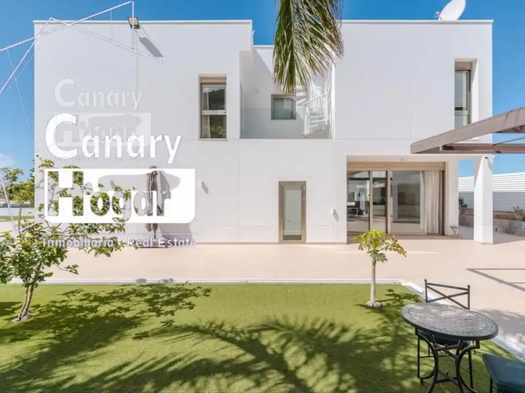 Exterior view of Houses for sale in Adeje  with Air Conditioner and Swimming Pool