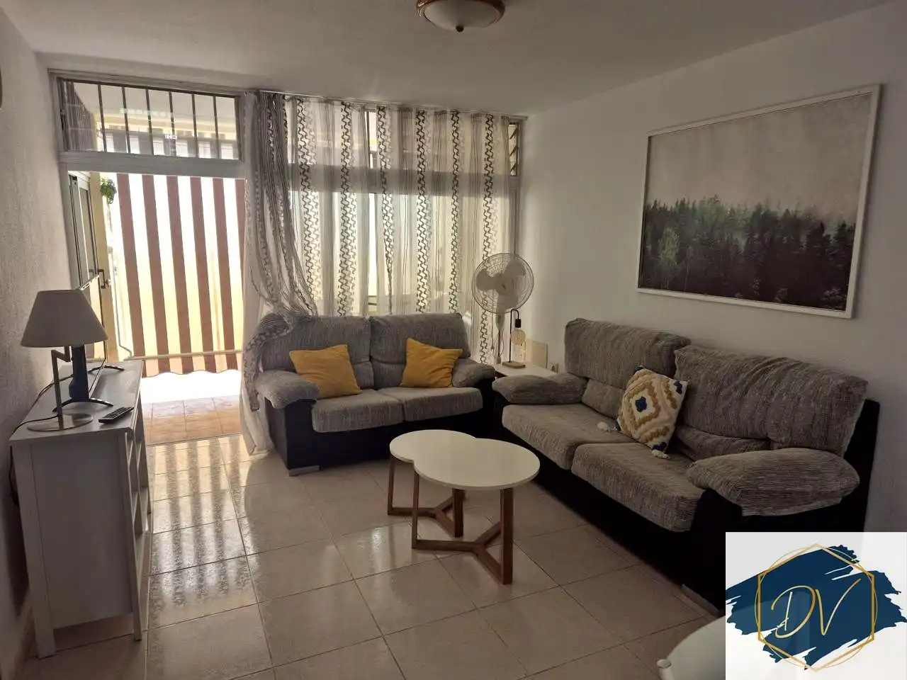Living room of Ground floor for sale in Los Cristianos