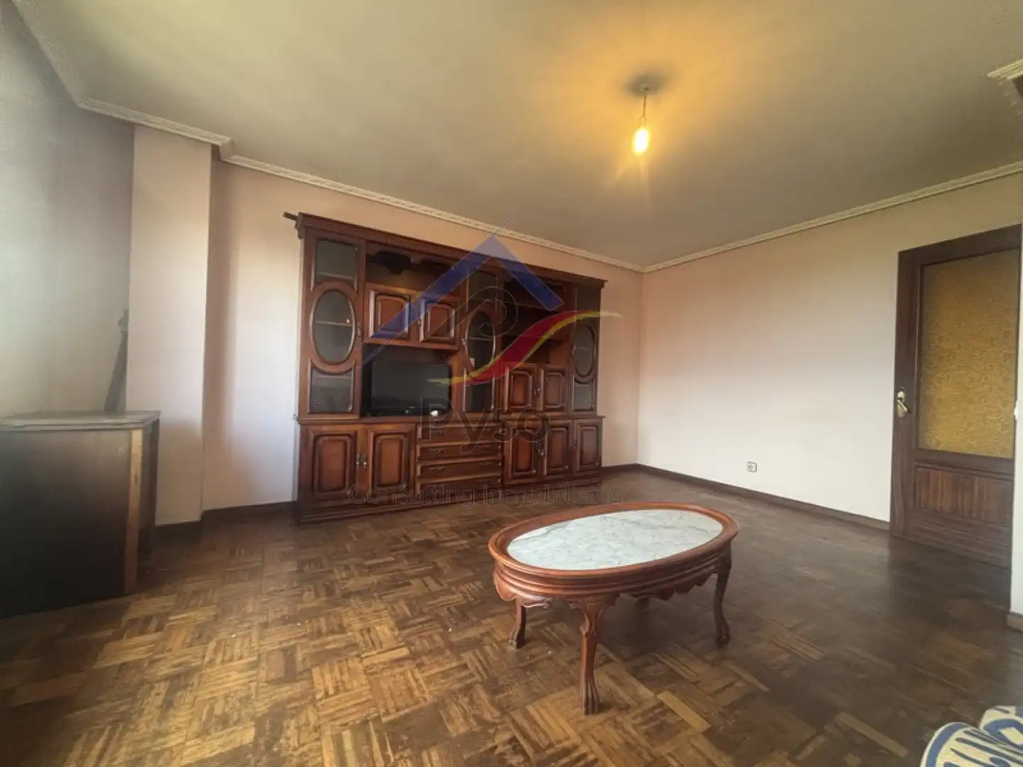 Sala d'estar de Casa o xalet en venda en Santander amb Parquet