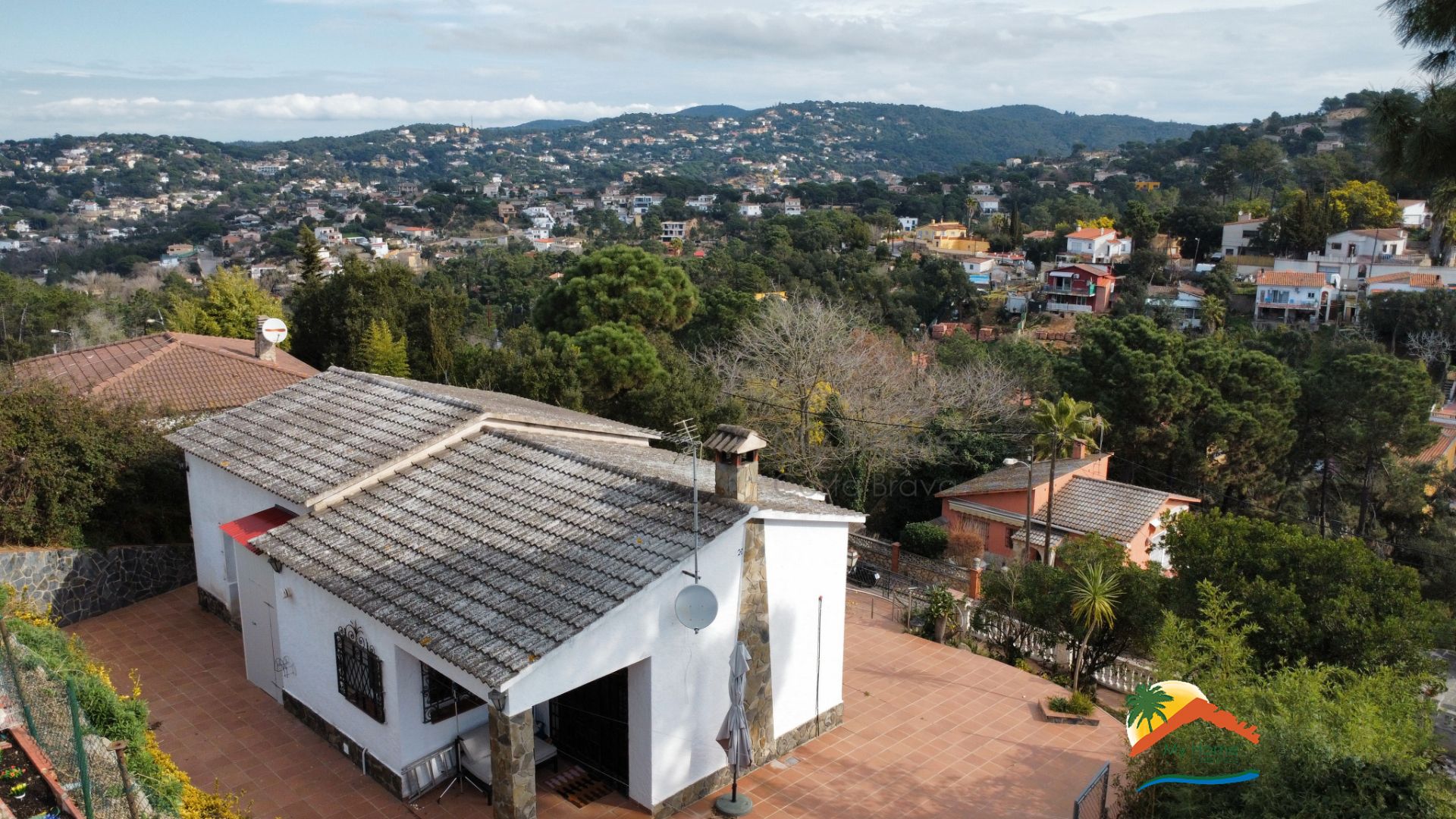 Exterior view of House or chalet for sale in Lloret de Mar  with Air Conditioner, Heating and Private garden