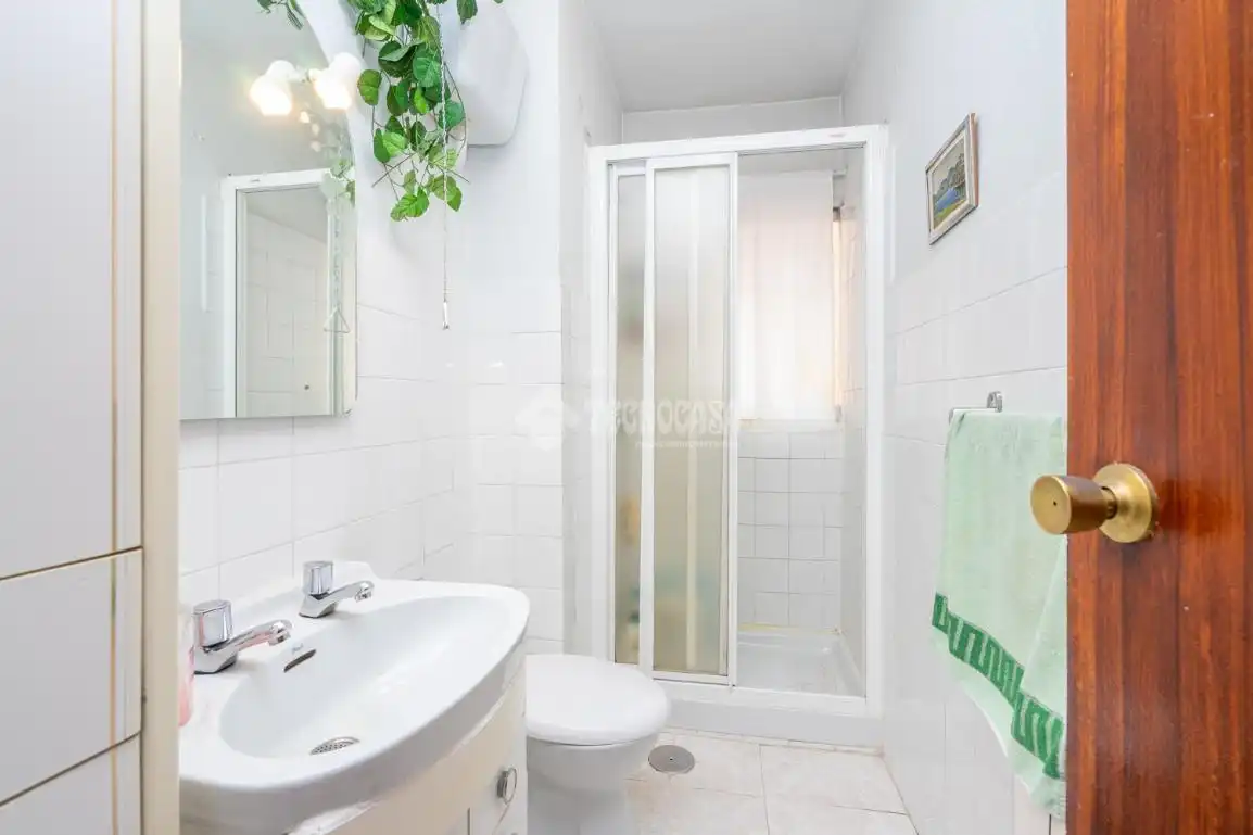 Piso con ascensor en venta en Calle del Canal del Bósforo, imagen 21