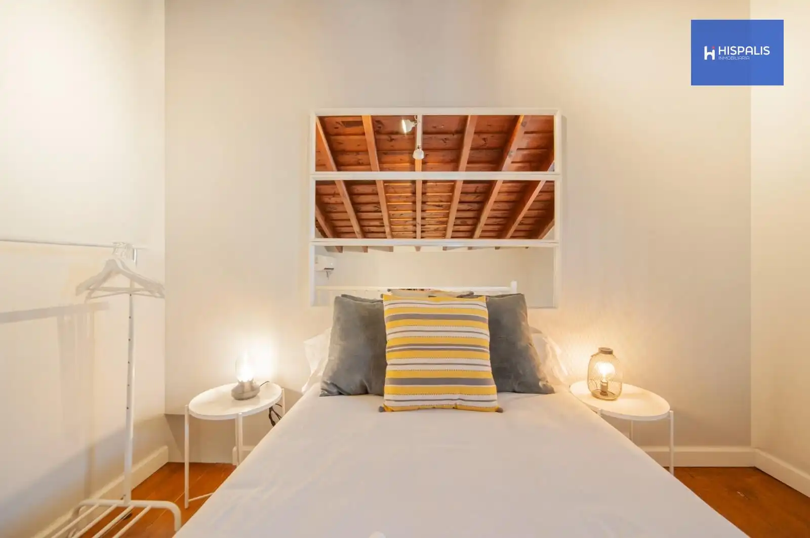 Habitación de Loft en venta en Casco Antiguo