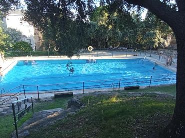 Pis amb piscina en venda a Fresnedillas de la Oliva