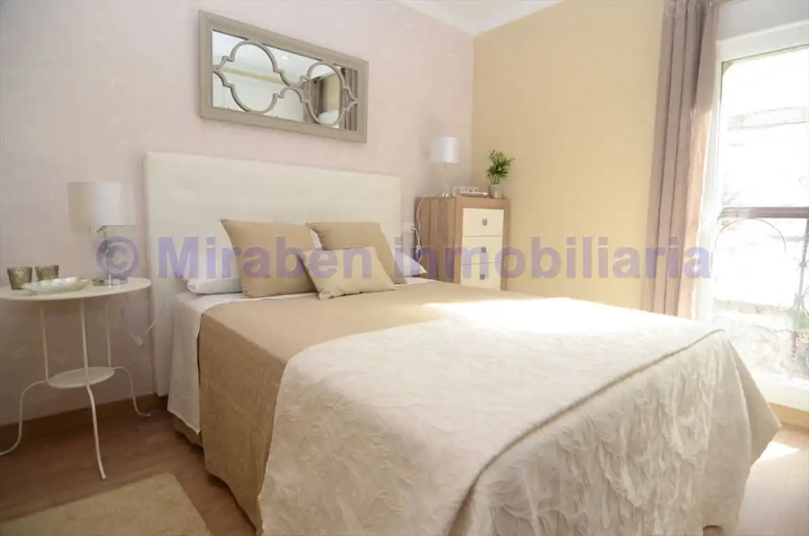 Habitación de Piso de alquiler en Boiro con Calefacción, Terraza y Amueblado