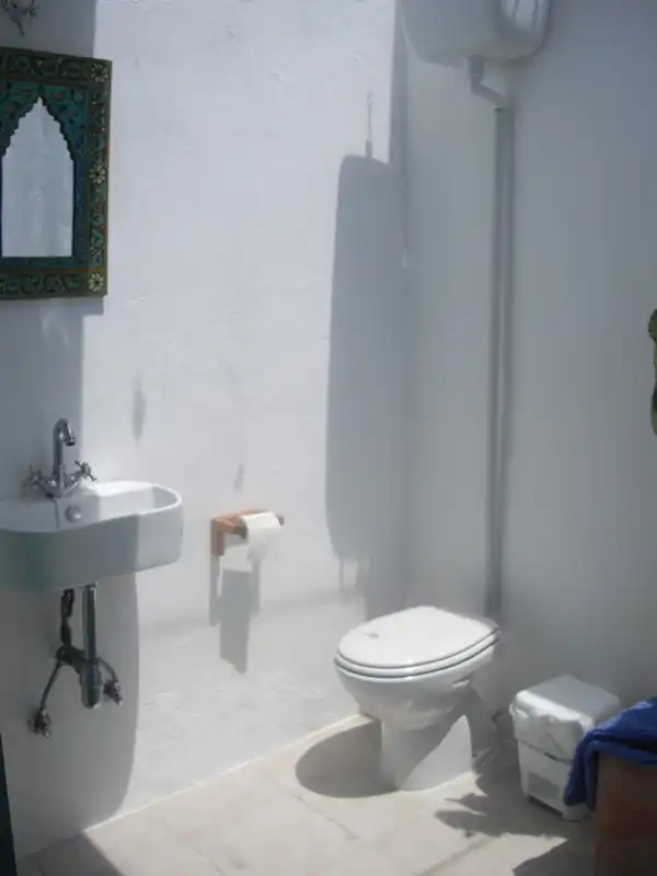 Baño de Piso en venta en Tarifa con Aire acondicionado, Terraza y Amueblado