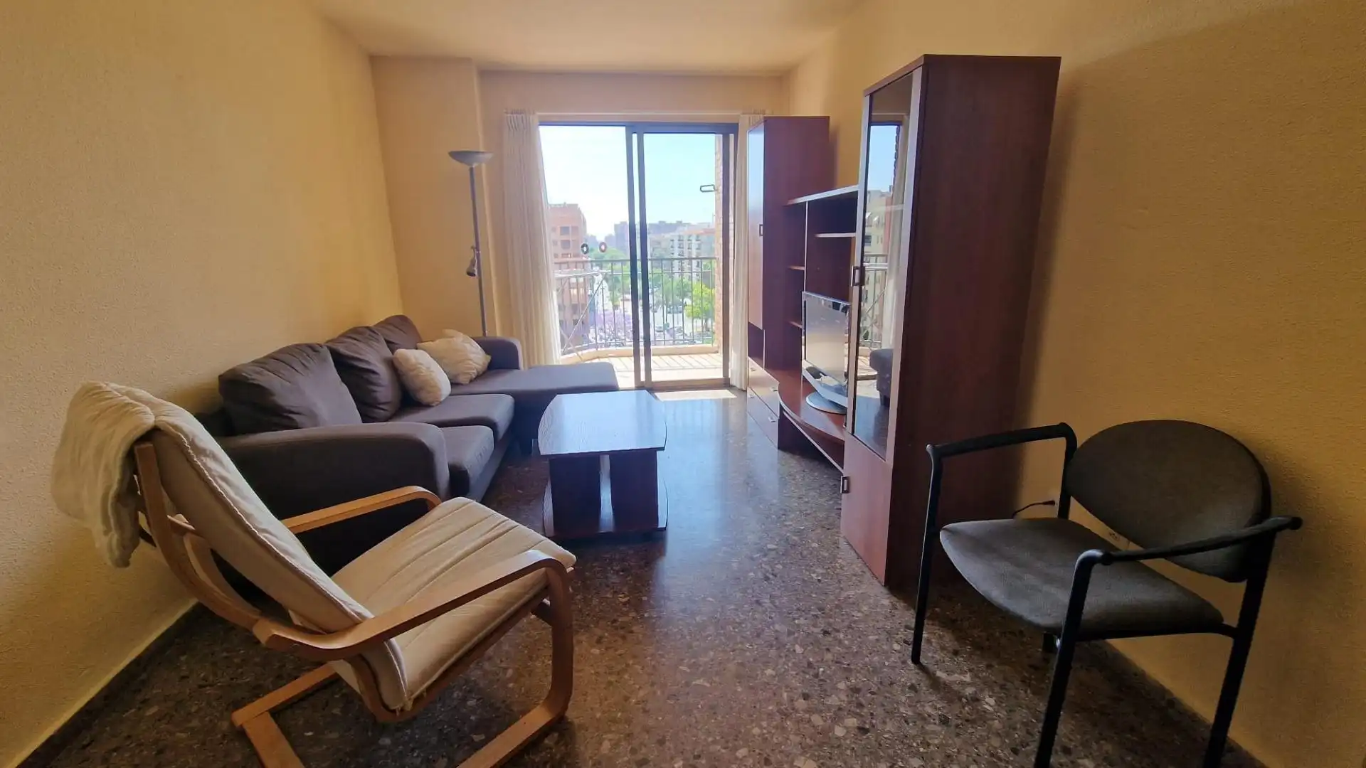 Living room of Flat for rent in Sax  with Furnished and Balcony