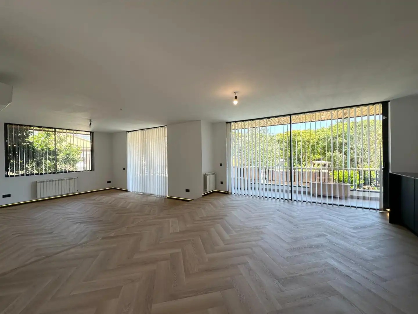 Living room of Houses for sale in Cunit  with Air Conditioner, Private garden and Terrace