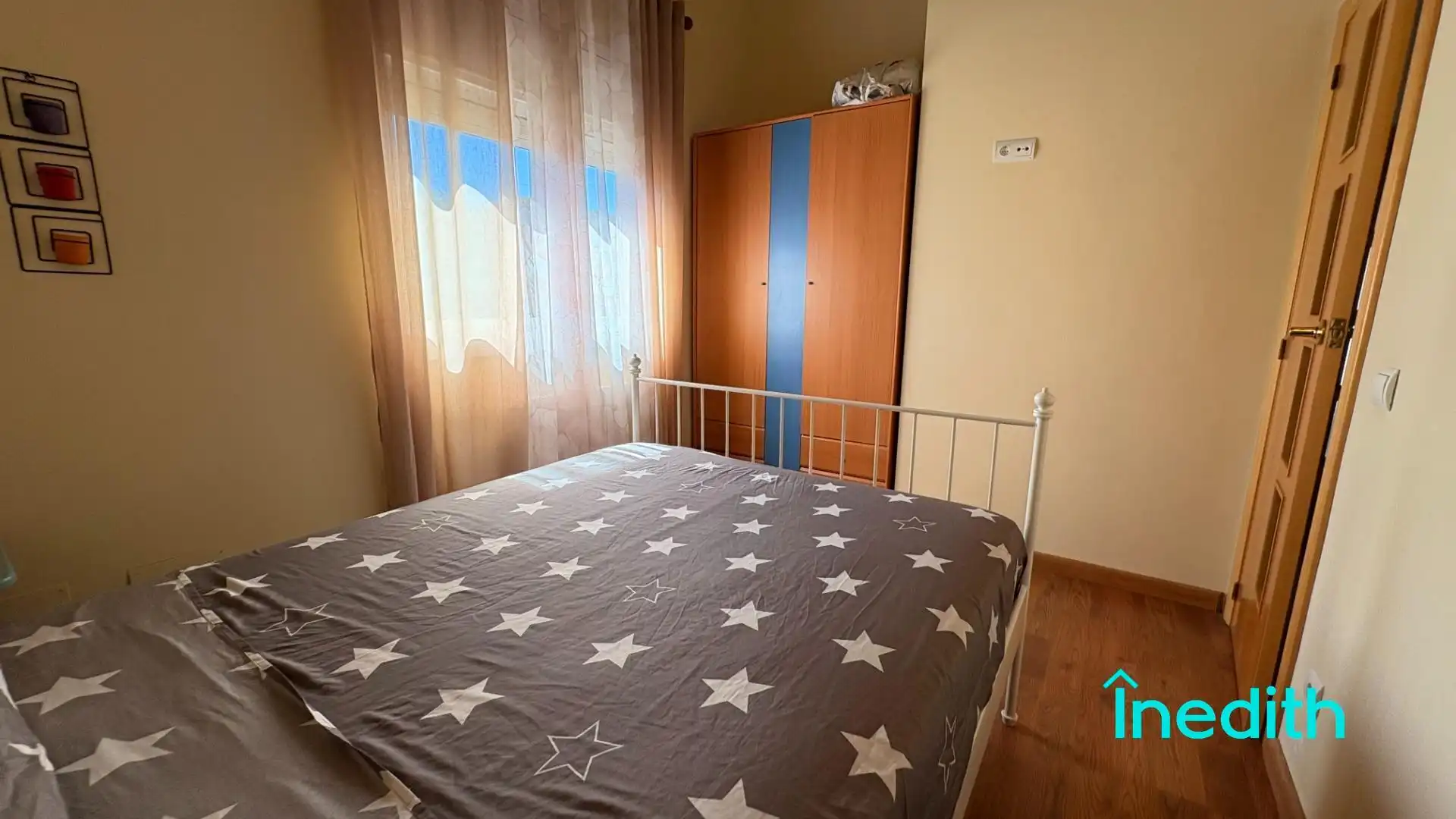 Dormitori de Casa o xalet en venda en Cunit amb Aire condicionat, Calefacció i Jardí privat