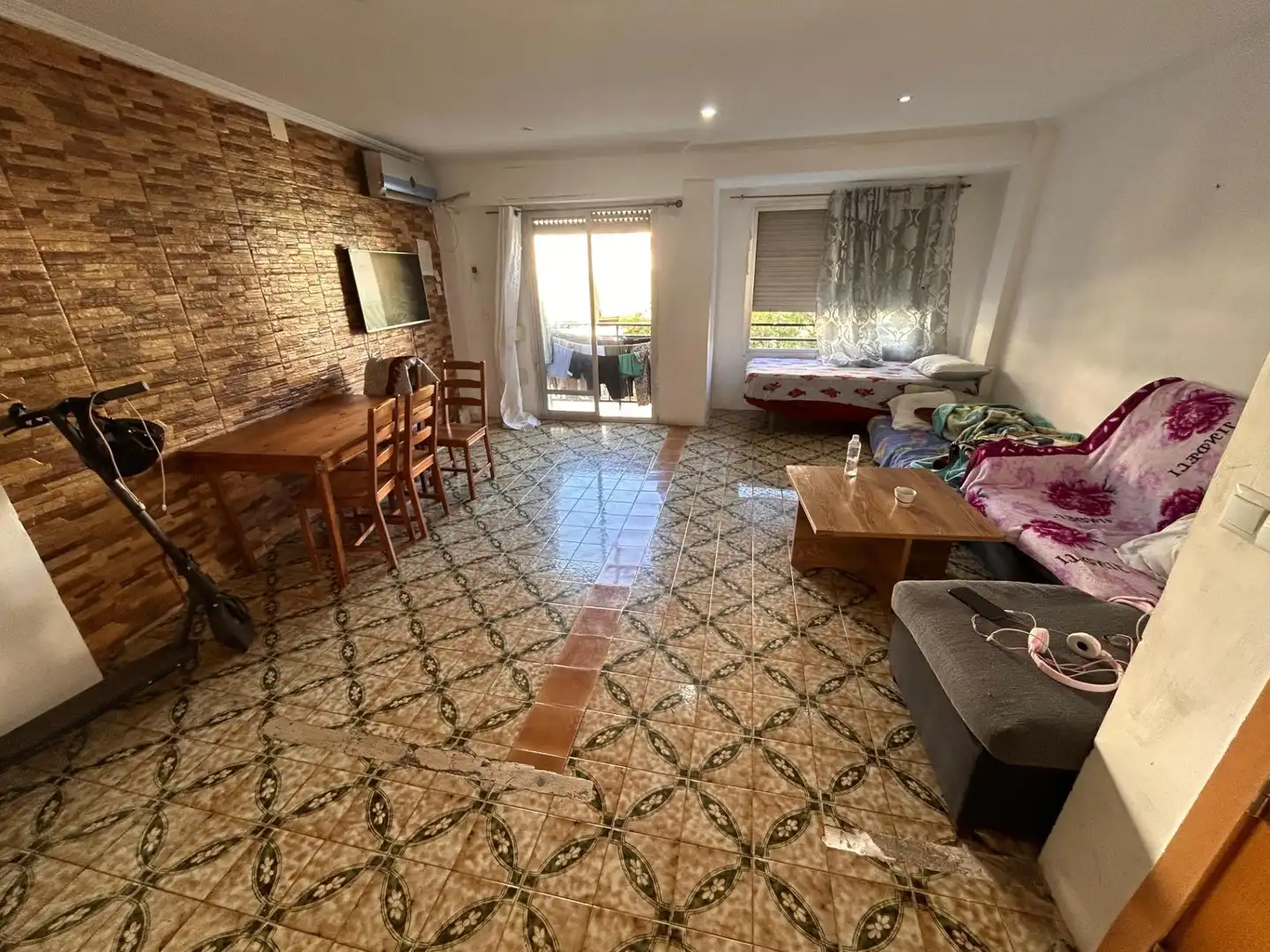 Appartamento con terrazza in vendita a Pla - Carolinas
