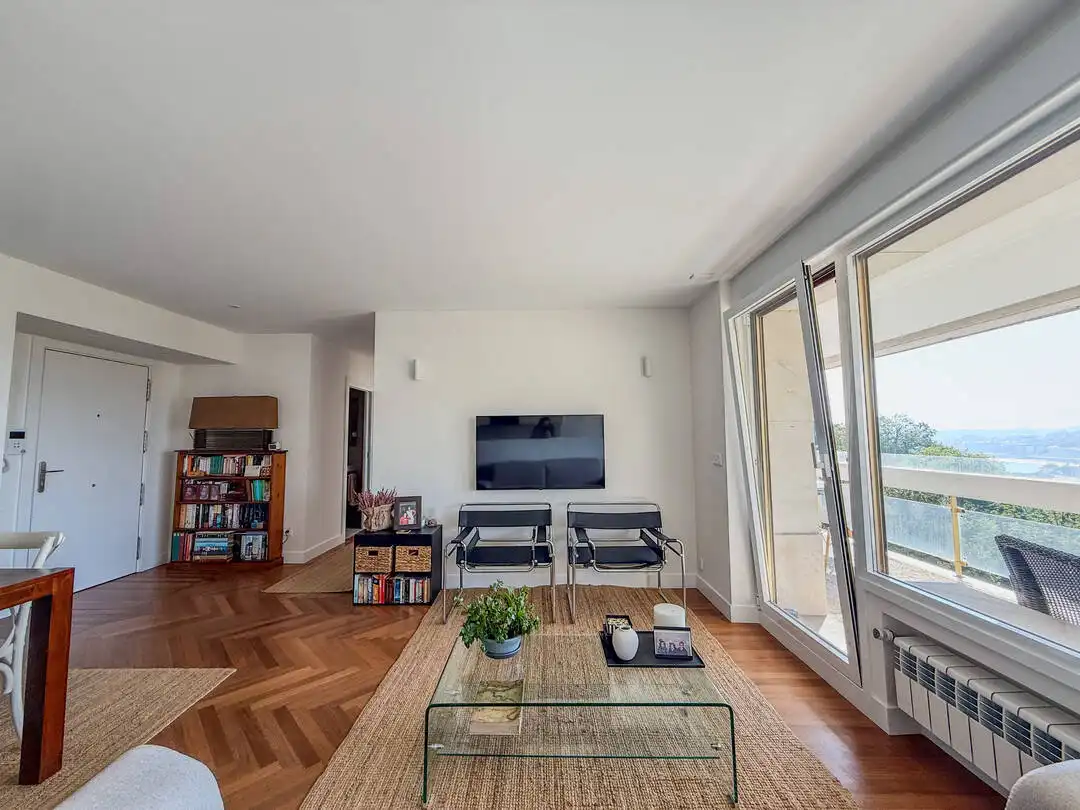 Wohnzimmer von Wohnung zur Miete in Donostia - San Sebastián  mit Heizung, Privatgarten und Terrasse