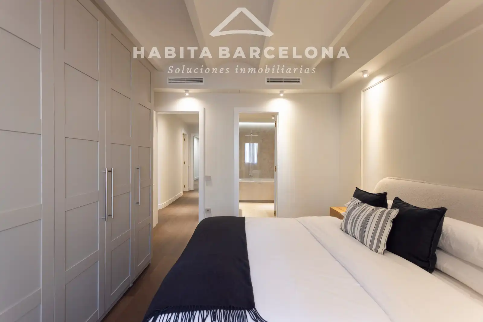 Habitación de Piso de alquiler en Barcelona con Aire acondicionado, Calefacción y Parquet
