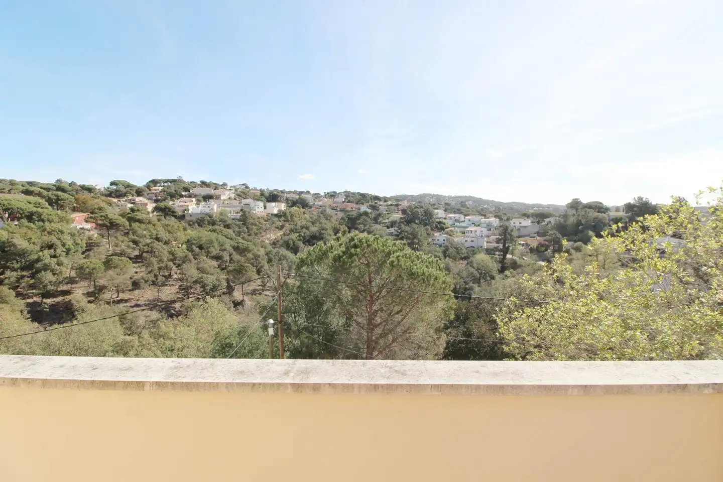 Vista exterior de Casa adosada en venda en Vidreres amb Terrassa i Piscina