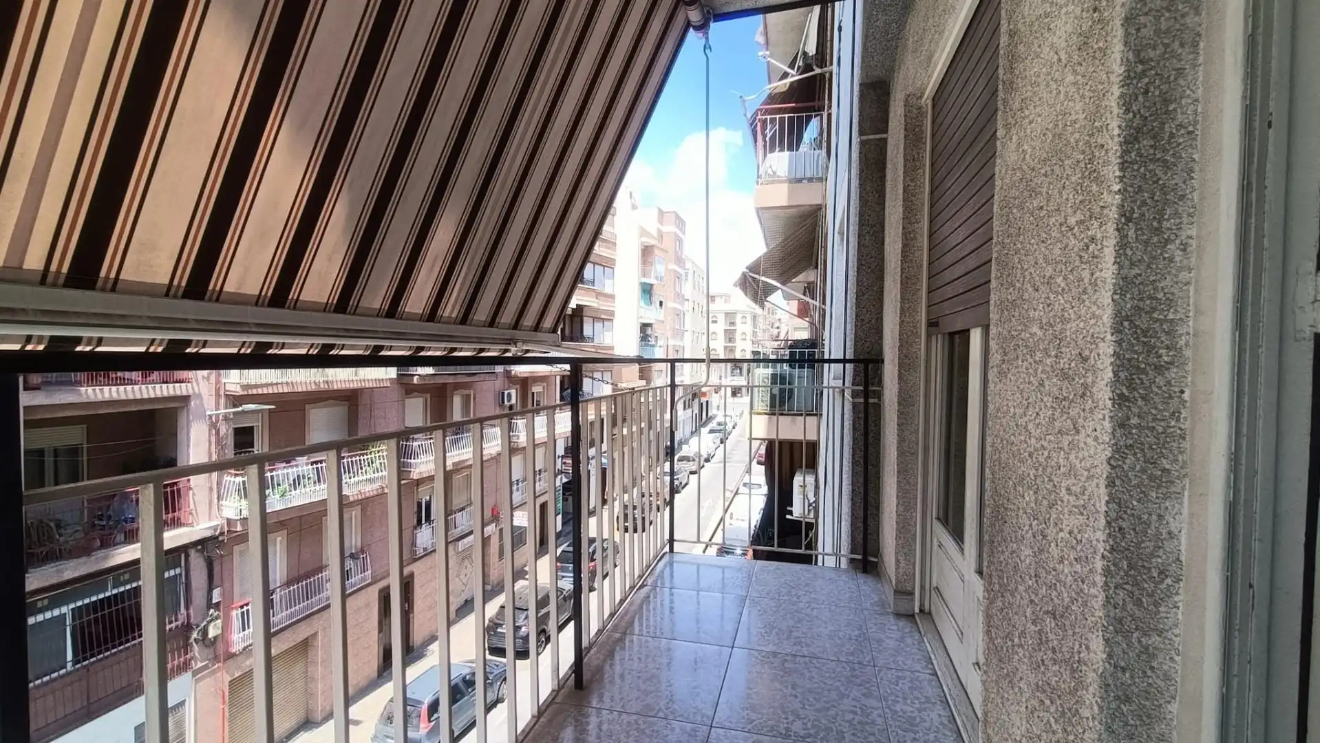 Exterior view of Flat for rent in Elche / Elx  with Air Conditioner, Furnished and Balcony