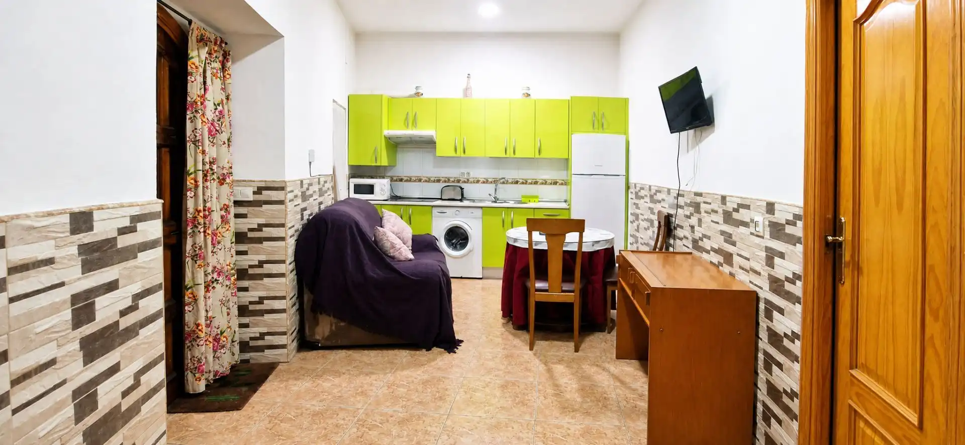 Kitchen of Houses for sale in Losar de la Vera  with Air Conditioner, Terrace and Furnished