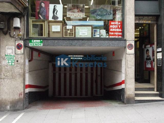 Garaje en Venta en Centro - Ariz - Uribarri