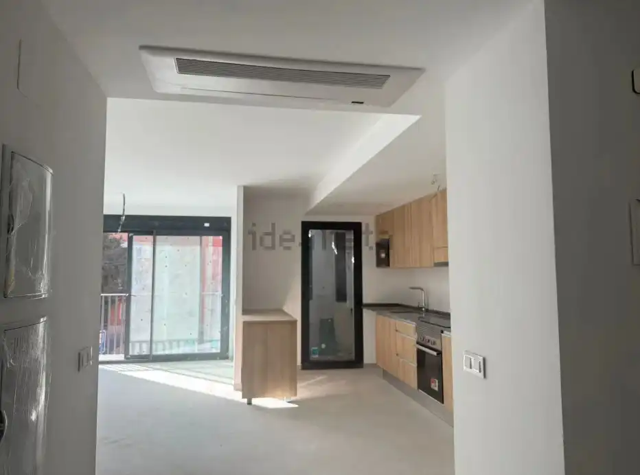 Kitchen of Flat for rent in Torrent  with Air Conditioner, Oven and Washing machine